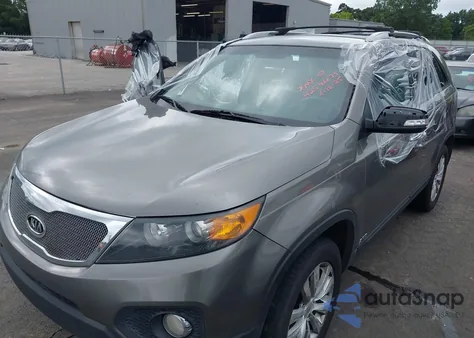 2011 Kia Sorento Lx V6 from USA, damaged, VIN 5XYKTDA2XBG168202